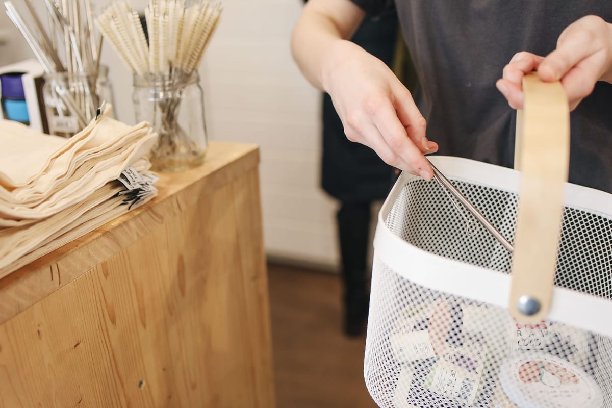 Zo maak je thuis stap voor stap minder plastic gebruik