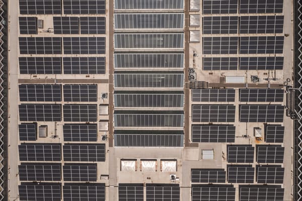 EU-richtlijn zonnepanelen: wat huiseigenaren nu al moeten weten
