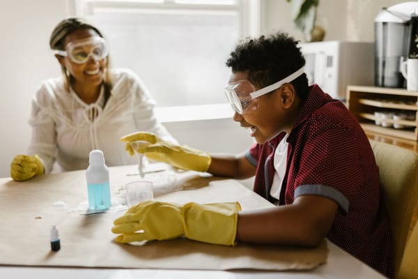 Schoonmaken met azijn, citroen en zuiveringszout voor centen